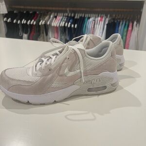 Nike Air Max Women's Shoes - White and Gray